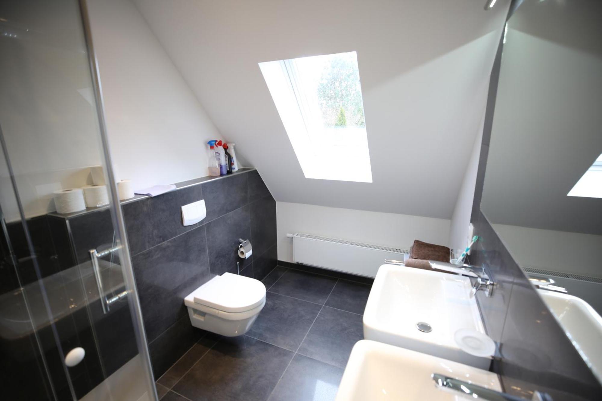 Eine Sehr Gemuetliche Dachgeschoss Ferienwohnung Ihlow  Exterior photo